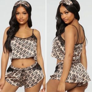 💤New Fashion Nova Satin Monogram Sleep Set Size XL💤